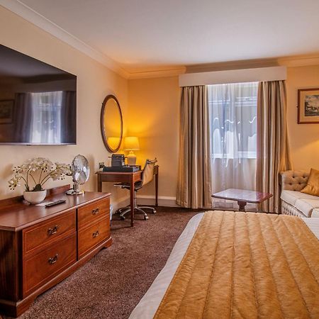 Hollins Hall Hotel, Golf & Country Club Bradford  Dış mekan fotoğraf