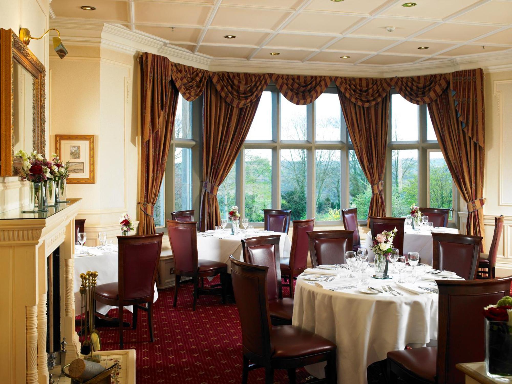 Hollins Hall Hotel, Golf & Country Club Bradford  Restoran fotoğraf