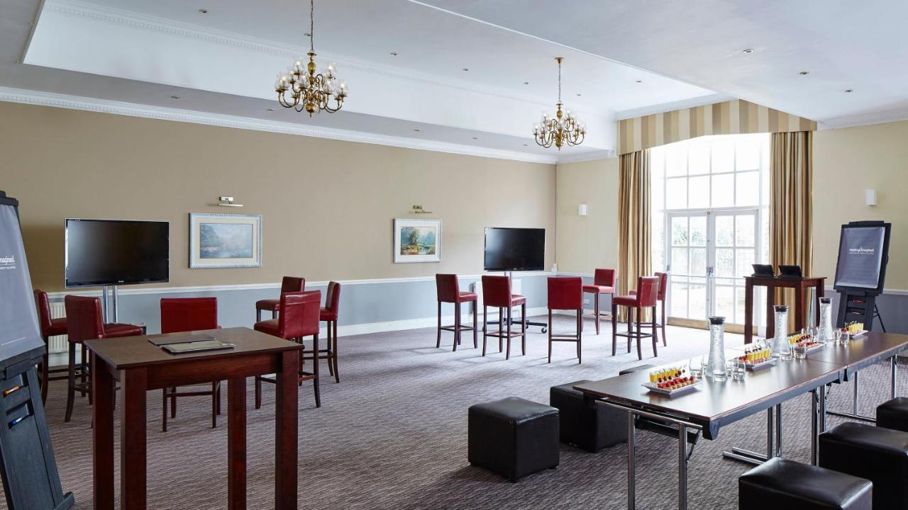 Hollins Hall Hotel, Golf & Country Club Bradford  Dış mekan fotoğraf