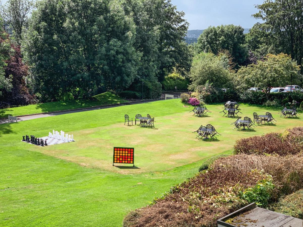 Hollins Hall Hotel, Golf & Country Club Bradford  Dış mekan fotoğraf